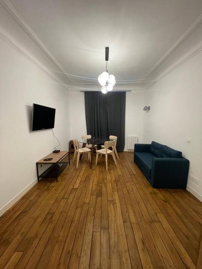 Apartment Nation